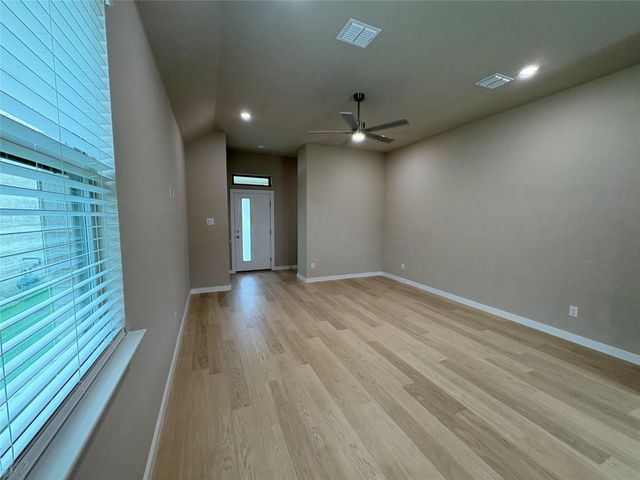 411 Travine Drive, Princeton, TX 75071