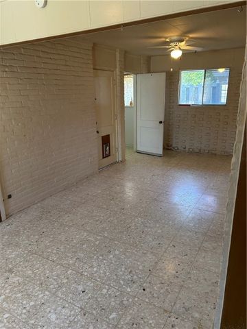 445 Haroldson Dr, Corpus Christi, TX 78412