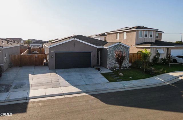 3305 Lilac View Court, Shafter, CA 93263