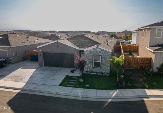 3305 Lilac View Court, Shafter, CA 93263