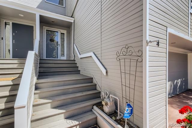 9200 E Cherry Creek South Drive 4, Denver, CO 80231