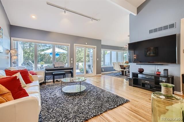 9200 E Cherry Creek South Drive 4, Denver, CO 80231