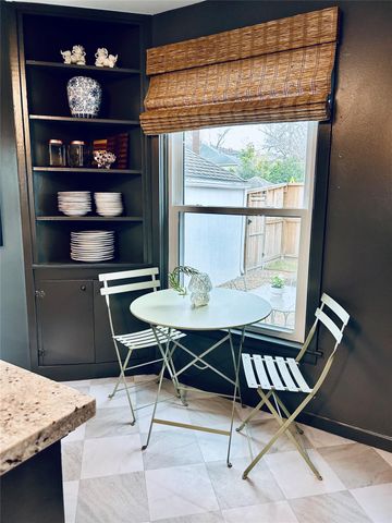 4002 Milton Street, West University Place, TX 77005