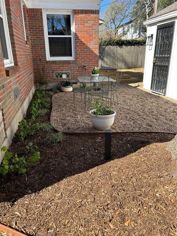 4002 Milton Street, West University Place, TX 77005