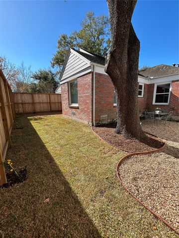 4002 Milton Street, West University Place, TX 77005