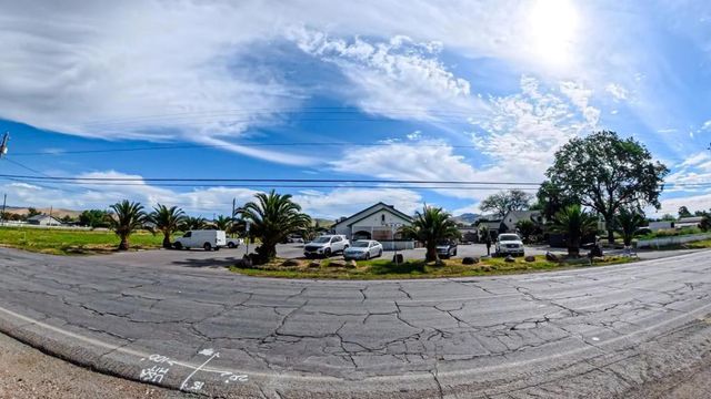6501 Fairview Road, Hollister, CA 95023