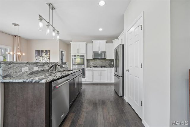 11195 Liebrooke Court, St Louis, MO 63146