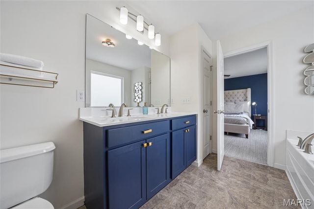 11195 Liebrooke Court, St Louis, MO 63146