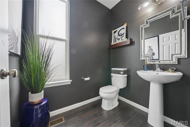 11195 Liebrooke Court, St Louis, MO 63146