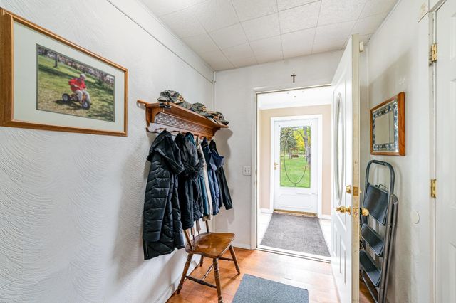 5817 Gross Drive, Weidman, MI 48893