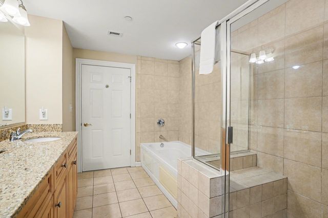 9994 Beach Club Dr Apt 605, Myrtle Beach, SC 29572