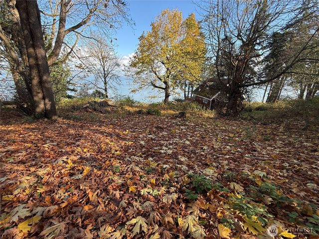 43 Beach Way, Hat Island, WA 98206