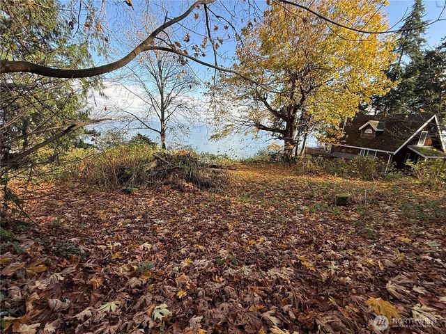 43 Beach Way, Hat Island, WA 98206