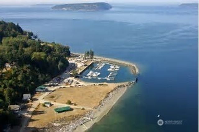 43 Beach Way, Hat Island, WA 98206