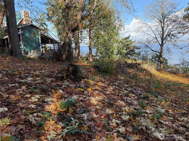 43 Beach Way, Hat Island, WA 98206