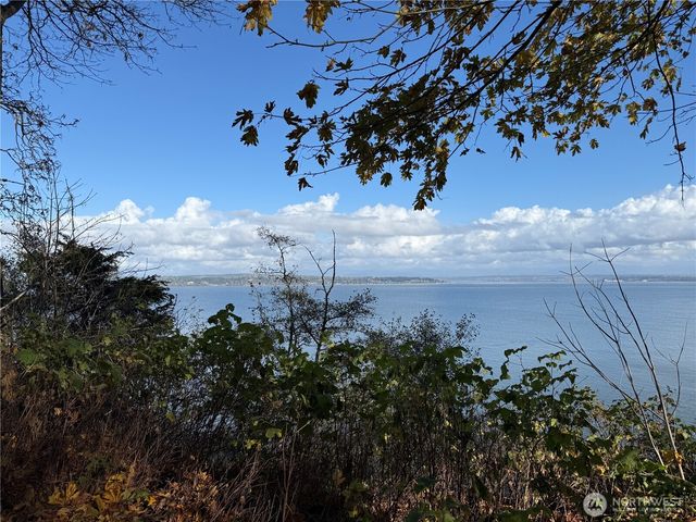 43 Beach Way, Hat Island, WA 98206