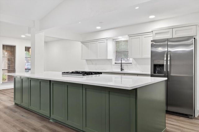 905 Bromwich Street, Garland, TX 75040