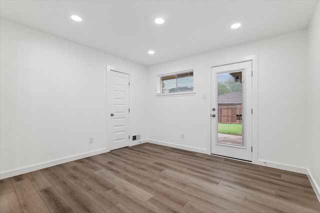 905 Bromwich Street, Garland, TX 75040