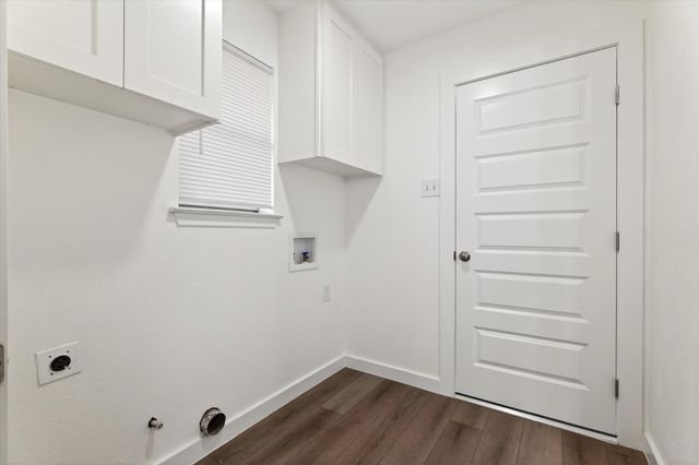 905 Bromwich Street, Garland, TX 75040