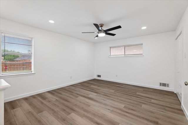 905 Bromwich Street, Garland, TX 75040