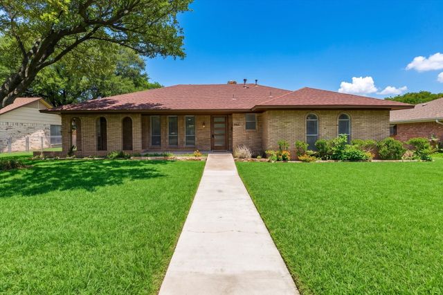 905 Bromwich Street, Garland, TX 75040