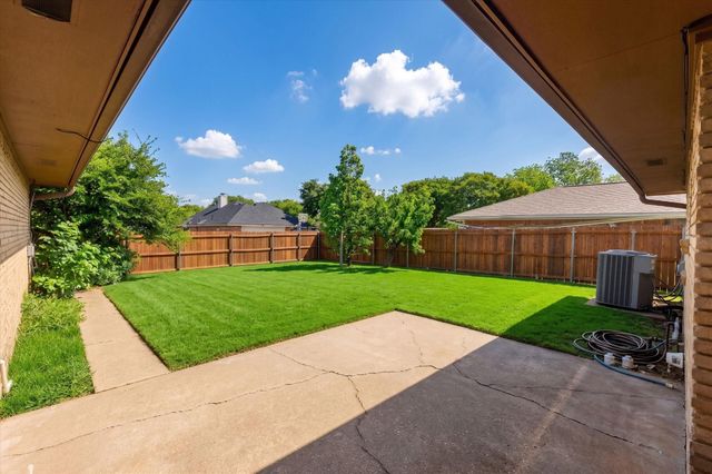 905 Bromwich Street, Garland, TX 75040