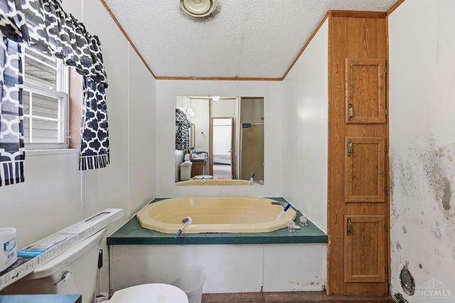 7016 Pine Trail, Paint Twp, OH 45133