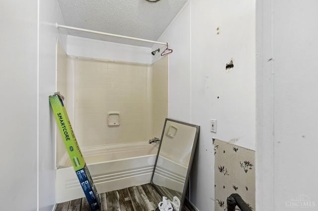 7016 Pine Trail, Paint Twp, OH 45133