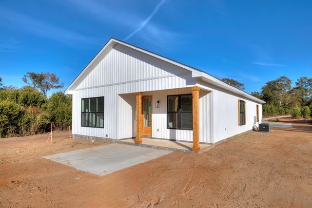 3074 Peach Orchard Road, Dalzell, SC 29040