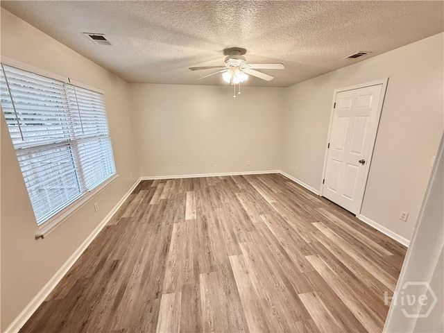 206 Willow Drive, Glennville, GA 30427