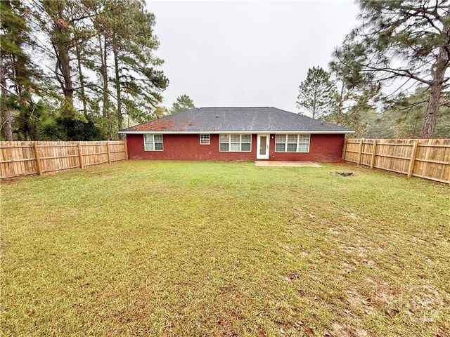 206 Willow Drive, Glennville, GA 30427