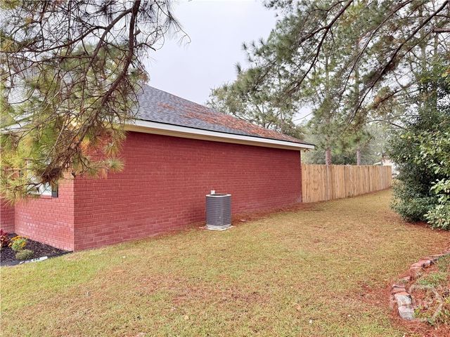 206 Willow Drive, Glennville, GA 30427