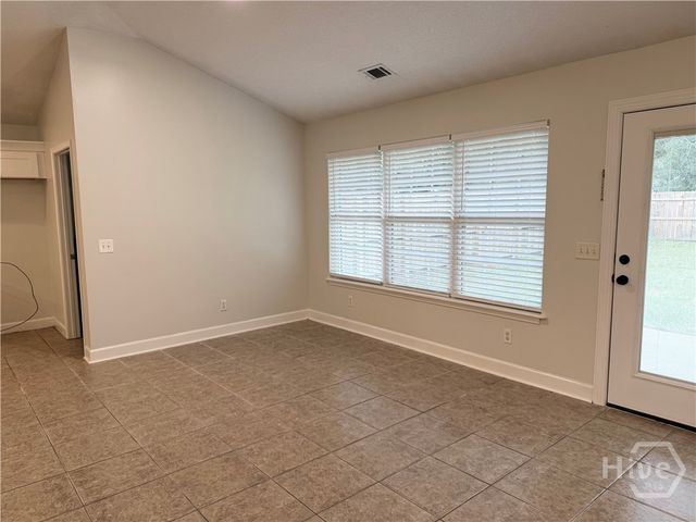 206 Willow Drive, Glennville, GA 30427