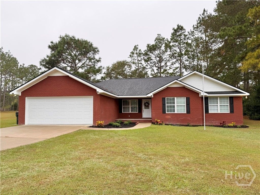 206 Willow Drive, Glennville, GA 30427