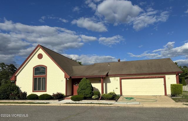 52 Northrup Drive 189, Brick, NJ 08724