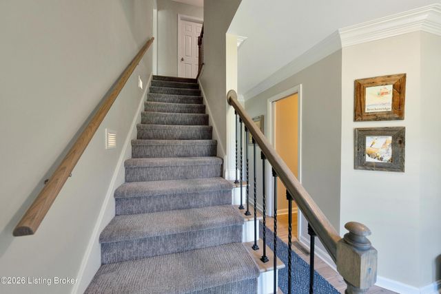 7415 Cambridge Dr, Crestwood, KY 40014