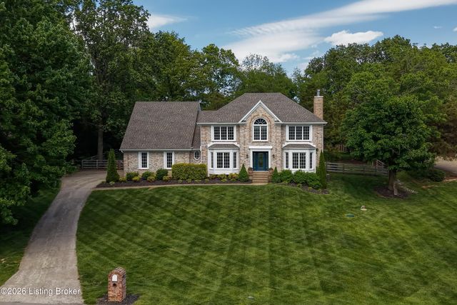 7415 Cambridge Dr, Crestwood, KY 40014
