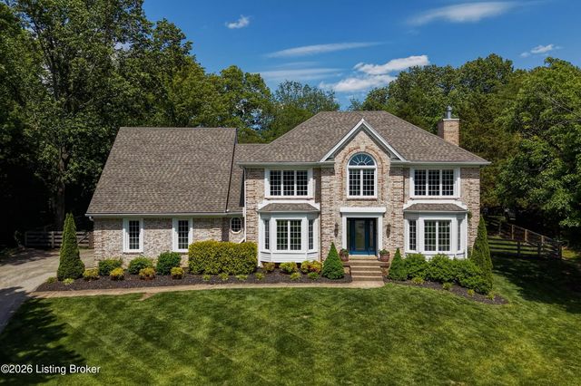 7415 Cambridge Dr, Crestwood, KY 40014