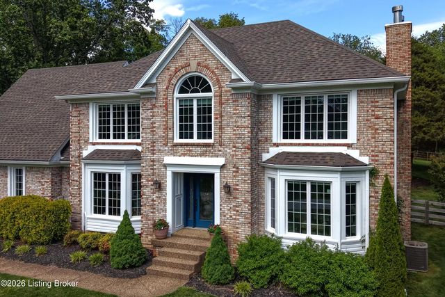 7415 Cambridge Dr, Crestwood, KY 40014