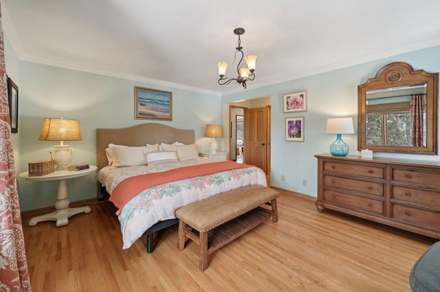 15753 Cedar Ridge Road, Eden Prairie, MN 55347