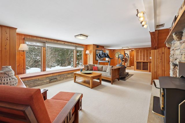 15753 Cedar Ridge Road, Eden Prairie, MN 55347