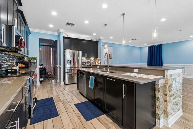 10316 CLOVER PINE DRIVE, Tampa, FL 33647