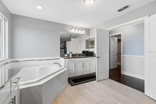 10316 CLOVER PINE DRIVE, Tampa, FL 33647