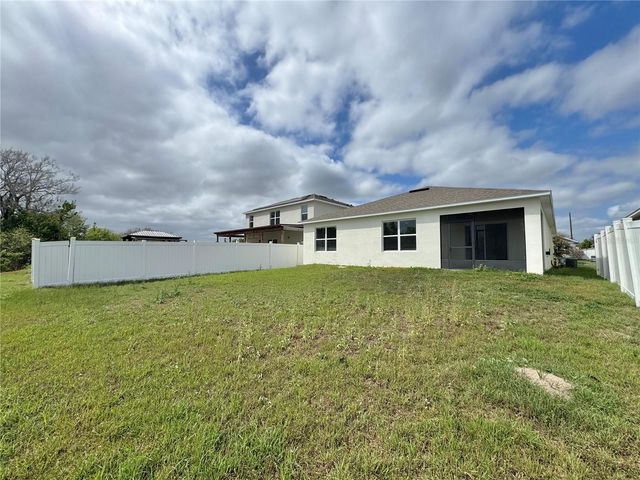 632 AUTUMN STREAM DRIVE, Auburndale, FL 33823