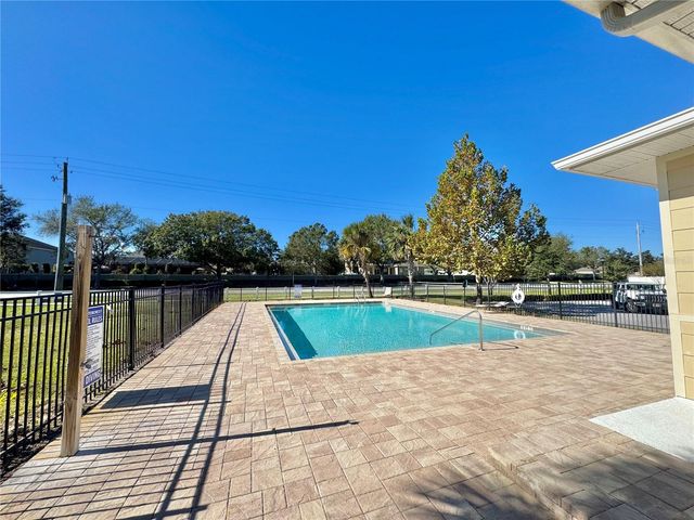 632 AUTUMN STREAM DRIVE, Auburndale, FL 33823