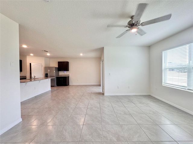 632 AUTUMN STREAM DRIVE, Auburndale, FL 33823