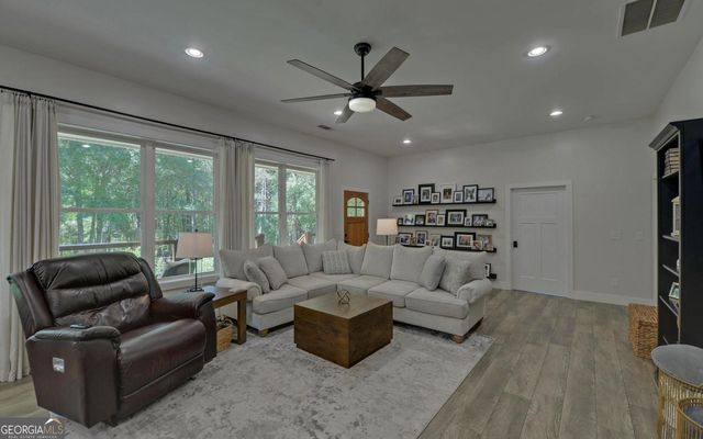 1943 Maddox Road, Hoschton, GA 30548