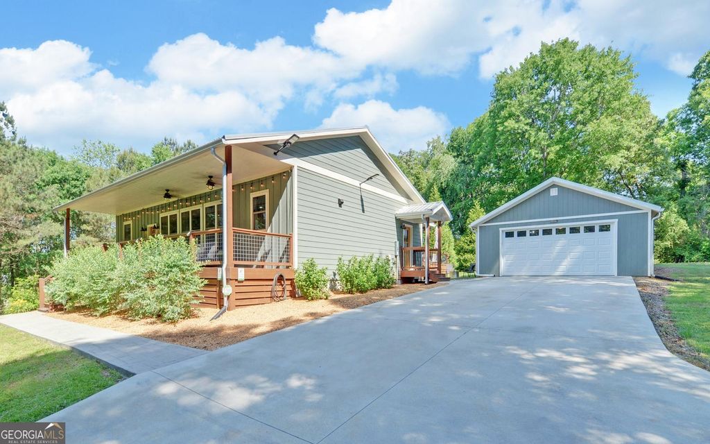 1943 Maddox Road, Hoschton, GA 30548