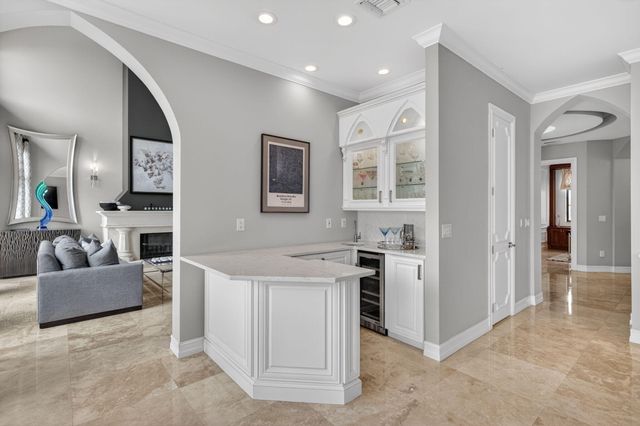 2406 Barcelona Drive, Fort Lauderdale, FL 33301