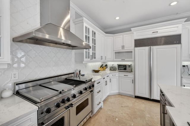 2406 Barcelona Drive, Fort Lauderdale, FL 33301